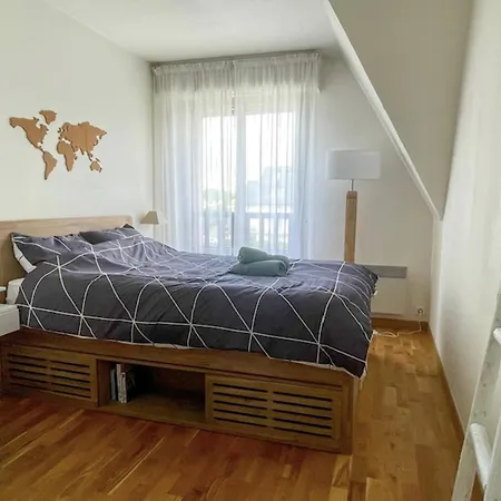 Appartamento T2 With Balcony Near