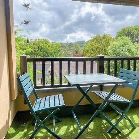 T2 With Balcony Near